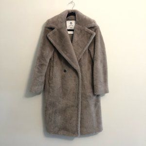 Aritzia Babaton The Teddy Coat, size 1